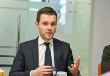 The idea of amending the Constitution has become politically toxic after “too many” concessions, FM Mucunski tells Politico